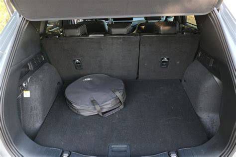 Ford Kuga hátsó csomagtartó nyitás problémája