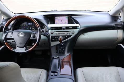 Lexus RX 450h 2011 belső tér
