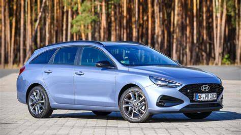 Hyundai i30 Kombi dinamikus külső