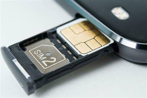 Hybrid Dual SIM kártyatálca