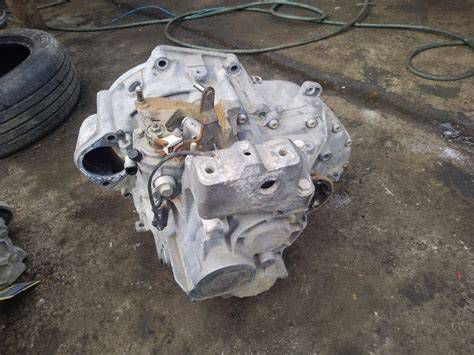 A Golf IV váltó alkatrészei és a szegecsek helye