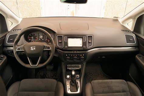 SEAT Alhambra utastér és műszerfal kialakítás
