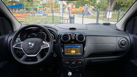 Dacia Lodgy műszerfal és MediaNav kijelző