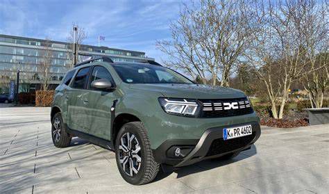 Dacia Duster EDC váltó belső nézet
