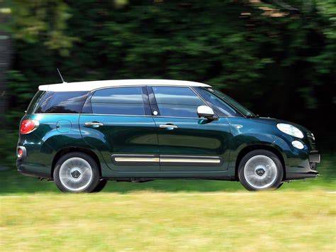 Fiat 500L Living oldalnézet