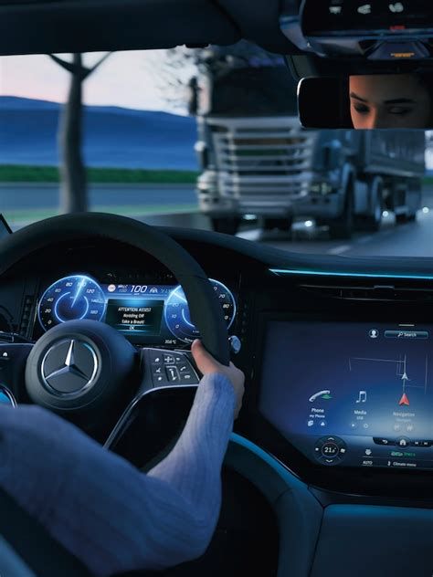 Mercedes-Benz X-osztály biztonsági rendszerek infografika