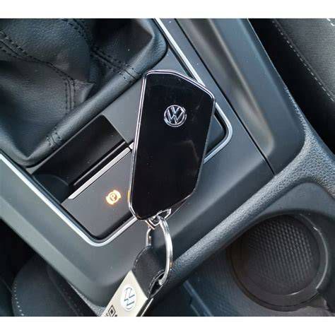 Autókulcs távirányítóval lezárt Volkswagen
