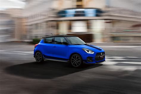 Suzuki Swift Sport első részlet, fekete hűtőmaszkkal