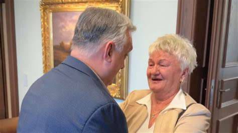 Orbán Viktor egy CDI-találkozón a Karmelita kolostorban