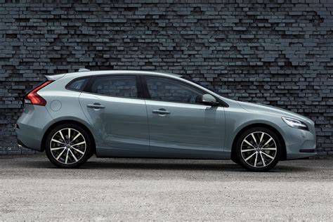 Zárt és nyitott Volvo V40 kulcstok, részletes képek