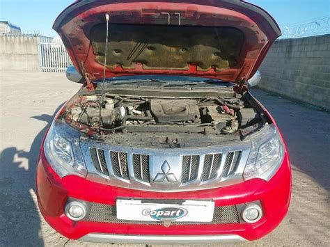 Mitsubishi autó alkatrészei