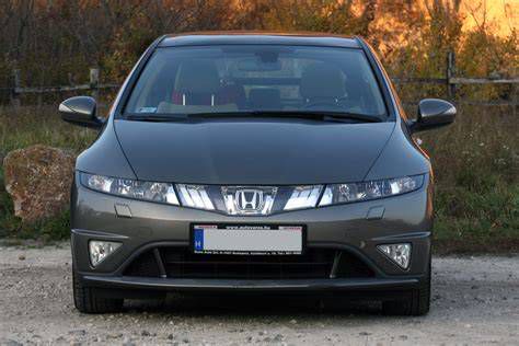 Honda Civic 8. generáció hatchback