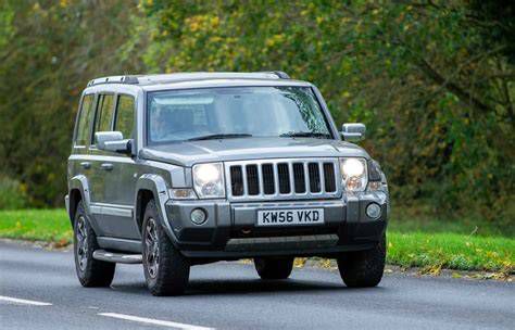 Jeep Commander belső tér elrendezése