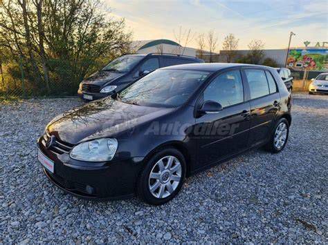 A Volkswagen Golf 5 kormányállás-érzékelőjének elhelyezkedése