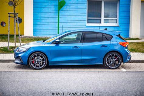 Ford Focus karosszéria változatok