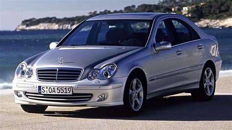 Mercedes-Benz C-osztály (W203) motorhiba jelzőfény