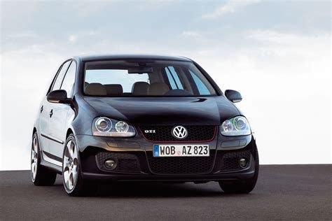Volkswagen Golf 5 terepen, bukócsővel