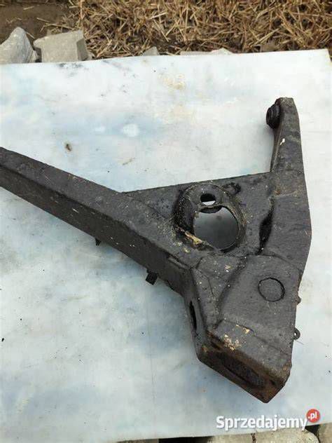 Wahacz przedni Fiat 126p z tulejami