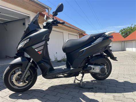 Aprilia robogó alkatrészek webáruháza