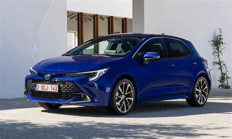 Toyota Corolla modell modern környezetben