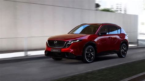 Mazda 5 oldalról parkolás közben
