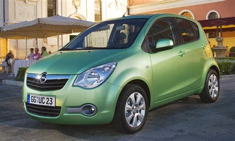 Opel Agila A műszerfal autorádióval