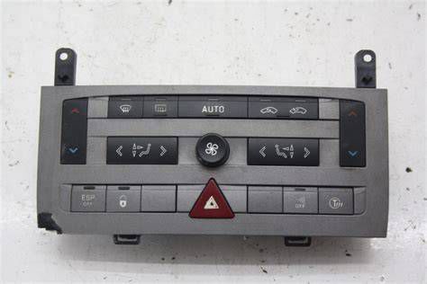 Peugeot 407 klímavezérlő panel