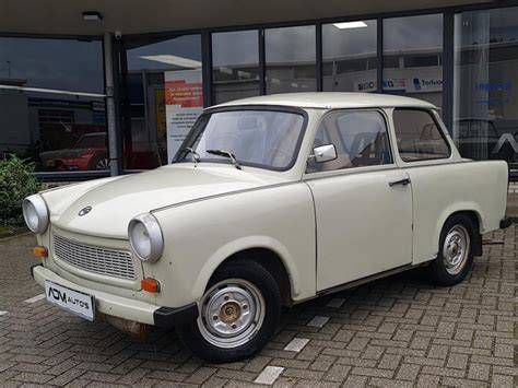 Trabant 601 felújítás alatt