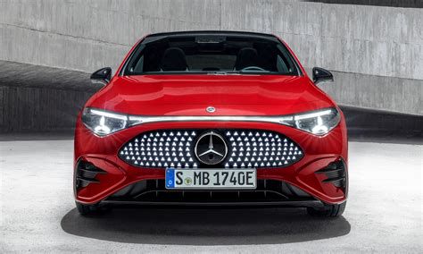 Mercedes-Benz beltéri design elemek és luxus kivitel