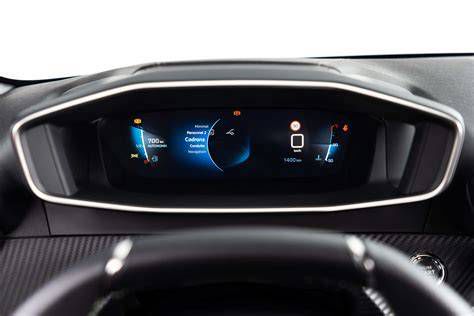 Peugeot 508 digitális műszeregység éjjellátó funkcióval