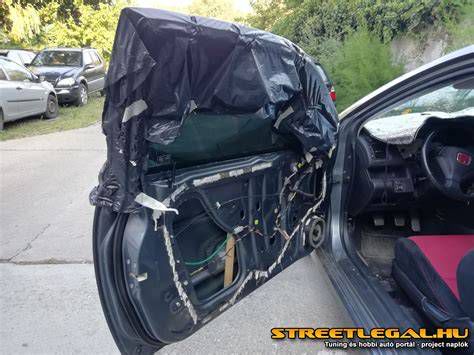Ajtókárpit eltávolítása és ablakemelő mechanika