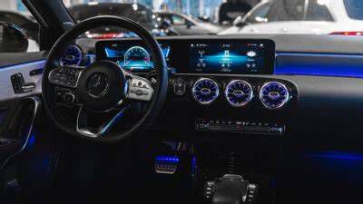 Übersicht der möglichen USB-Anschluss-Positionen im Mercedes A-Klasse Innenraum