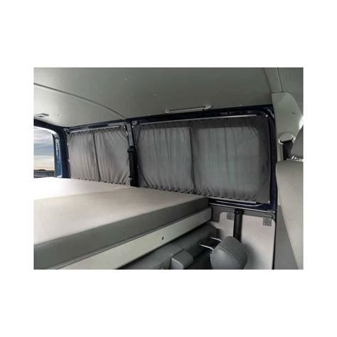 Carbest tetőablak Ford Transit furgonban