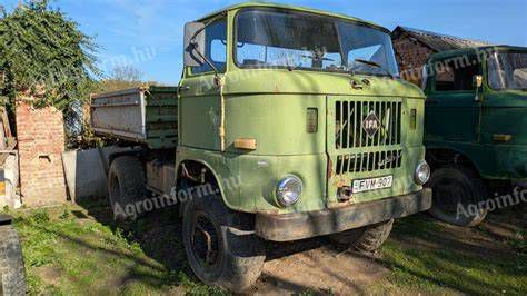 IFA W50 billenőplatós teherautó