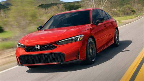 Különböző Honda modellek műszerfal kialakítása