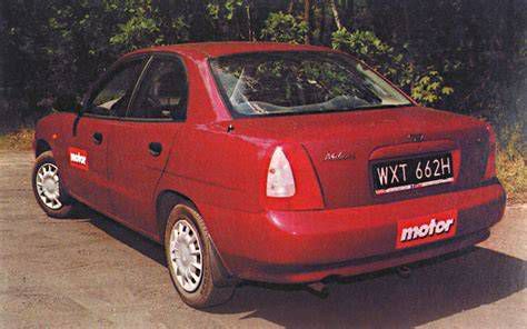 вид сбоку Daewoo Nubira
