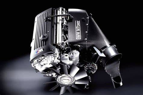 Turbósított BMW sorhatos motor keresztmetszete