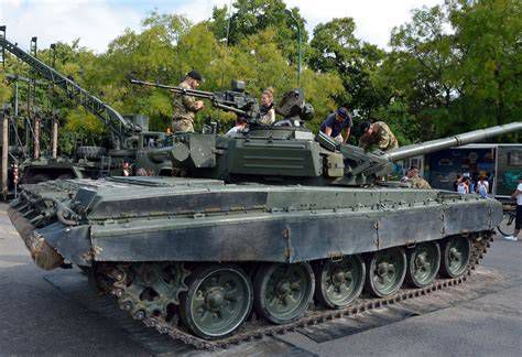 T-72 harckocsi a Magyar Honvédség színeiben