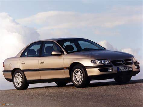 Opel Omega B utastér és csomagtartó