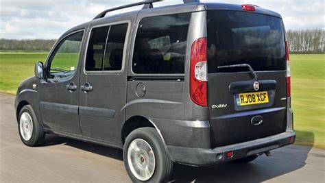 Fiat Doblo Family külső nézet