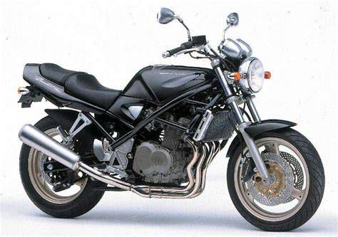 Suzuki GSF 400 Bandit oldalnézet
