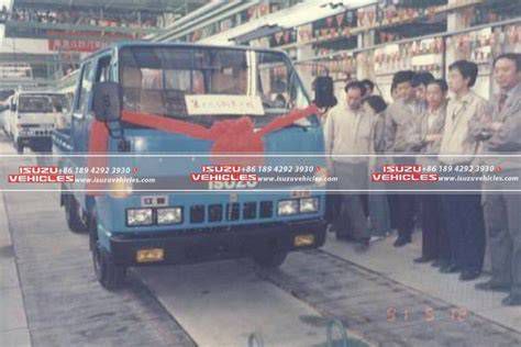 Historical Isuzu truck evolution and engine development