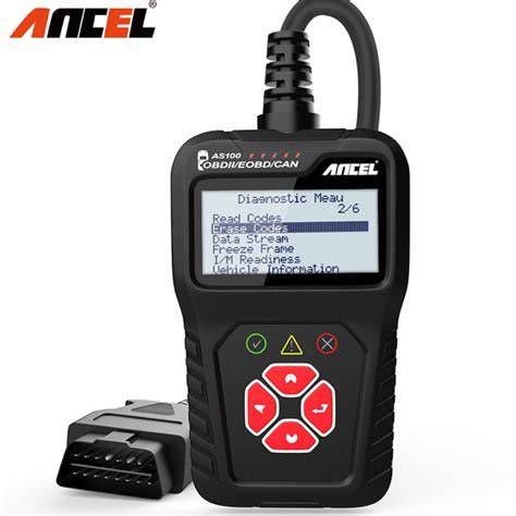 OBD-II diagnosztikai eszköz kijelzője hibakódokkal