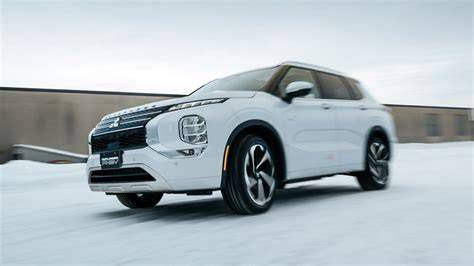 Mitsubishi Outlander PHEV Super-All Wheel Control (S-AWC) rendszer