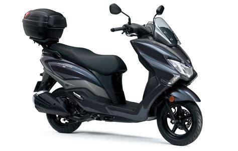 Suzuki Burgman Street 125EX ülés alatti tároló