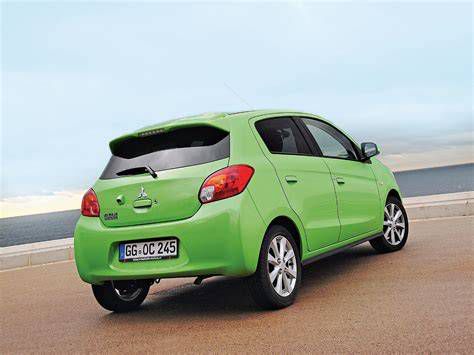 Mitsubishi Space Star autó gumiabronccsal