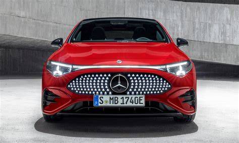 A Mercedes-Benz logójának és történelmének fejlődése