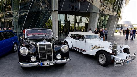 Klasszikus Mercedes-Benz autók kiállítása