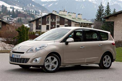 Renault Scenic 2011 modell