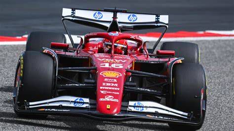 Una monoposto Ferrari da Formula 1 in azione